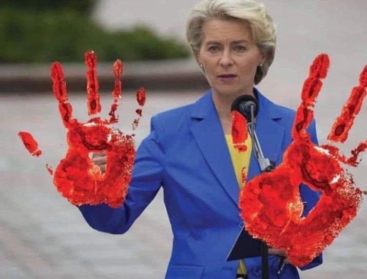 BCP7075's tweet photo. @vonderleyen Et Γ§a c'est quoi Mamie ? π€‘
#EuroTraitors
#PfizerGate
#SMSGate
#BourlaLovesUrsula
#WhoKilledRivasi https://t.co/NMs8WQcpkG