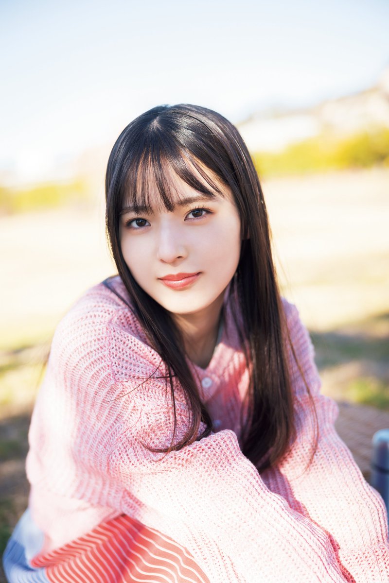櫻坂三期生・中嶋優月、まったり休日過ごすグラビア✨加入から1年の