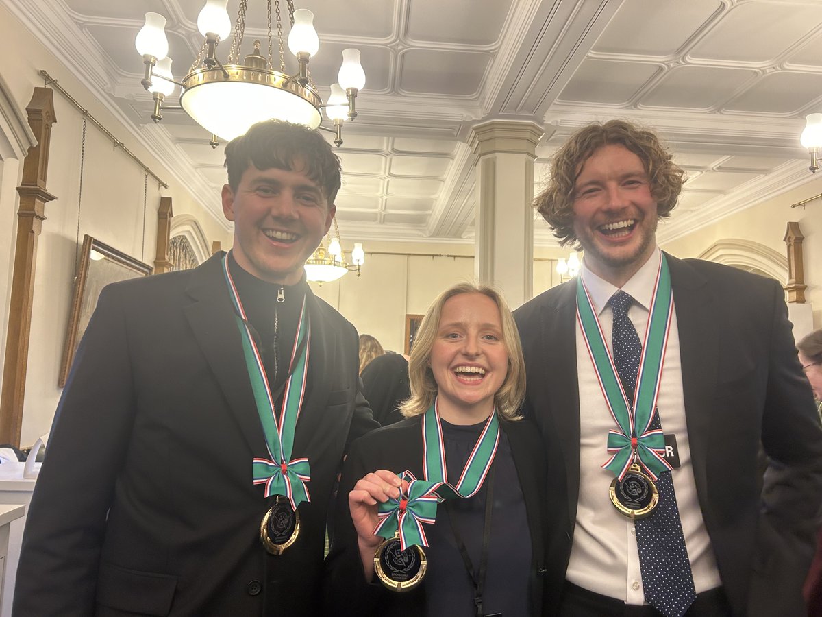 CleanupUK tweet media