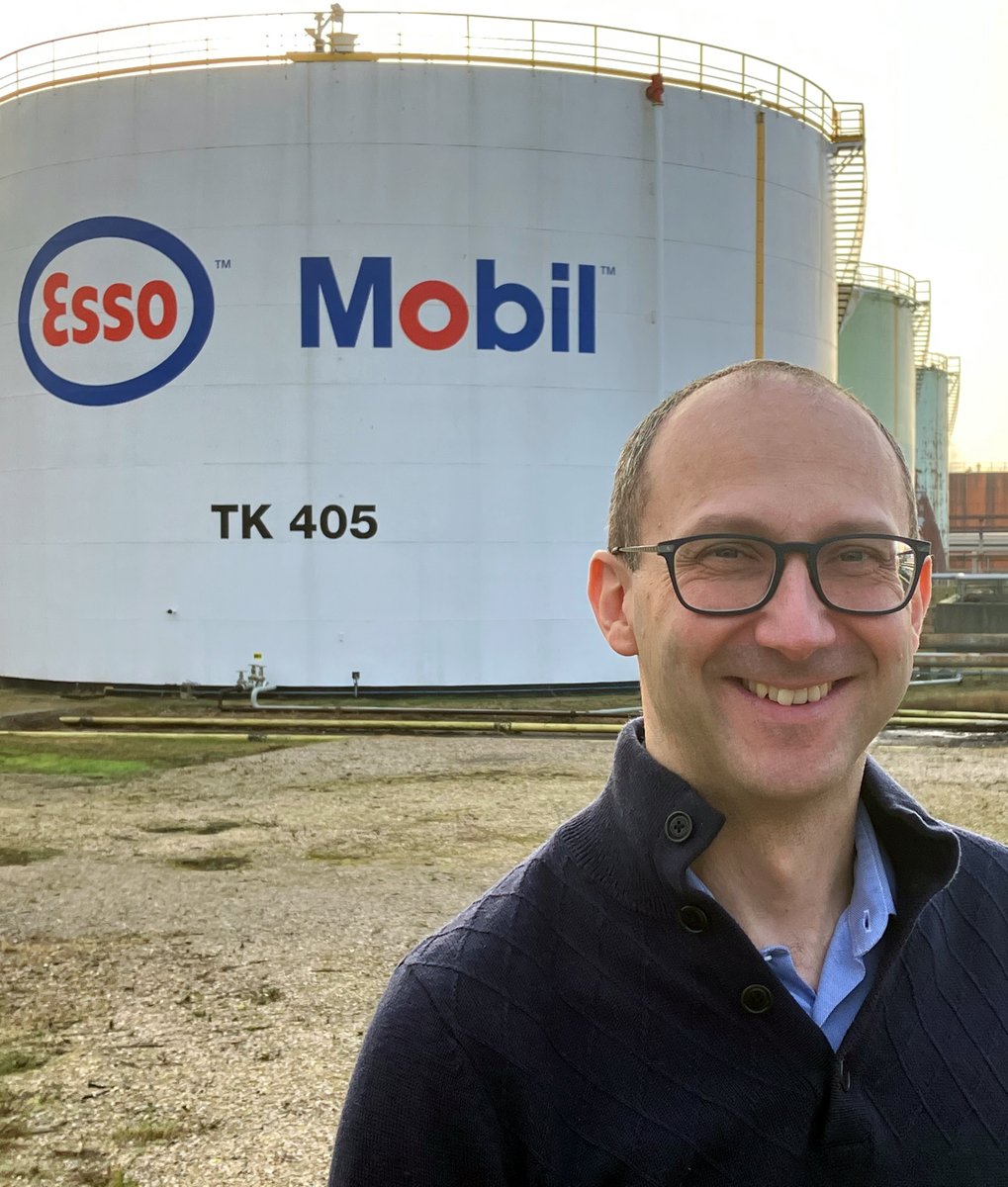 ExxonMobil en France tweet media