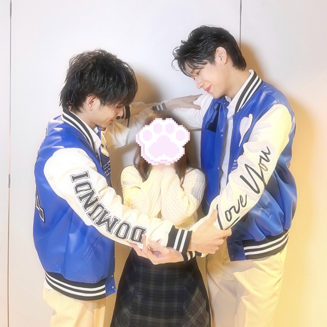 nori_nori1008's tweet image. 𝙏𝙤𝙢𝙢𝙮ꨄ𝙅𝙞𝙢𝙢𝙮
.       ∧,,,∧     ∧,,,∧
💚(  ̳• · • ̳)(  ̳• · • ̳ ) 💛
.     /      づC         \
#DMDLANDinJapan #DMDinJAPAN
#Mii2 #JimmyTommy #tommysittichok #jimmy_jimmoi #yahom