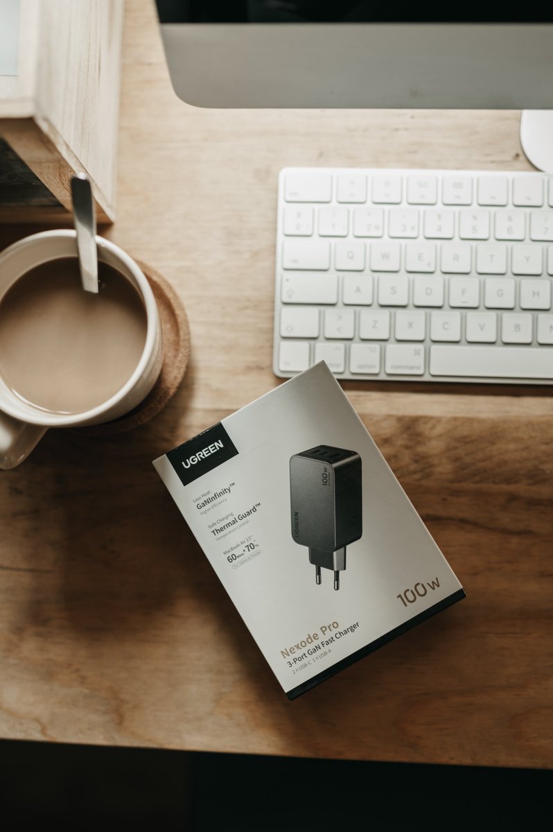 UGREENOfficial's tweet image. Special thanks to @ e.king80(in ins) for these beautiful pics You can learn more about the Nexode Pro line below 
Official Website: bit.ly/3v3pAfz 
Amazon: amzn.to/3NoqJ7P  #PortablePower #MultiPort #ChargingSimplified ✨