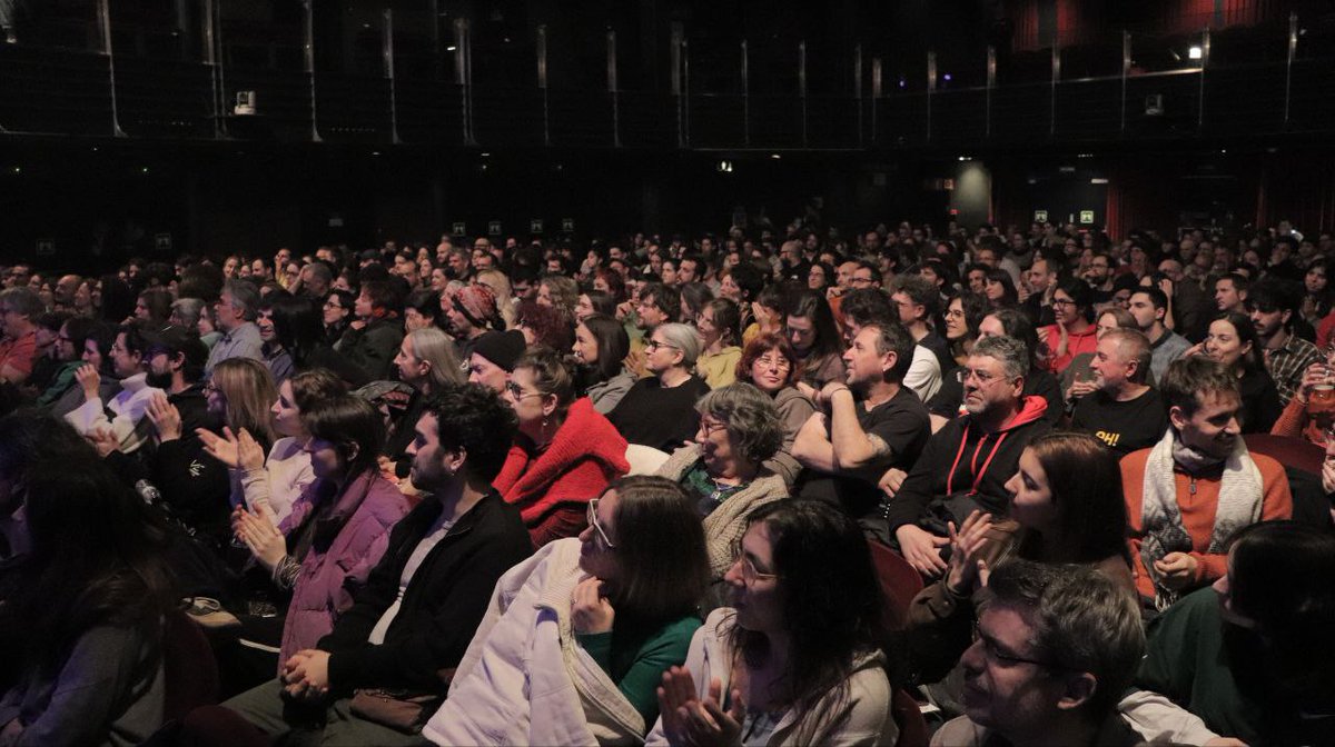 Javier Gallego Crudo (@carnecrudaradio) on Twitter photo ¿Cómo podemos reducir el impacto de la tecnología que consumimos? ¿Sabéis que existe el derecho a reparar?
@blancallen y Daniel Pardo de <a href="/restartersbcn/">Restarters Barcelona</a> que enseña a reparar electrodomésticos y tecnología y Aleix Asina de <a href="/SomConnexio/">Som Connexió</a>, nos dan ideas para restaurar, reciclar y ¿Cómo podemos reducir el impacto de la tecnología que consumimos? ¿Sabéis que existe el derecho a reparar?
@blancallen y Daniel Pardo de <a href="/restartersbcn/">Restarters Barcelona</a> que enseña a reparar electrodomésticos y tecnología y Aleix Asina de <a href="/SomConnexio/">Som Connexió</a>, nos dan ideas para restaurar, reciclar y