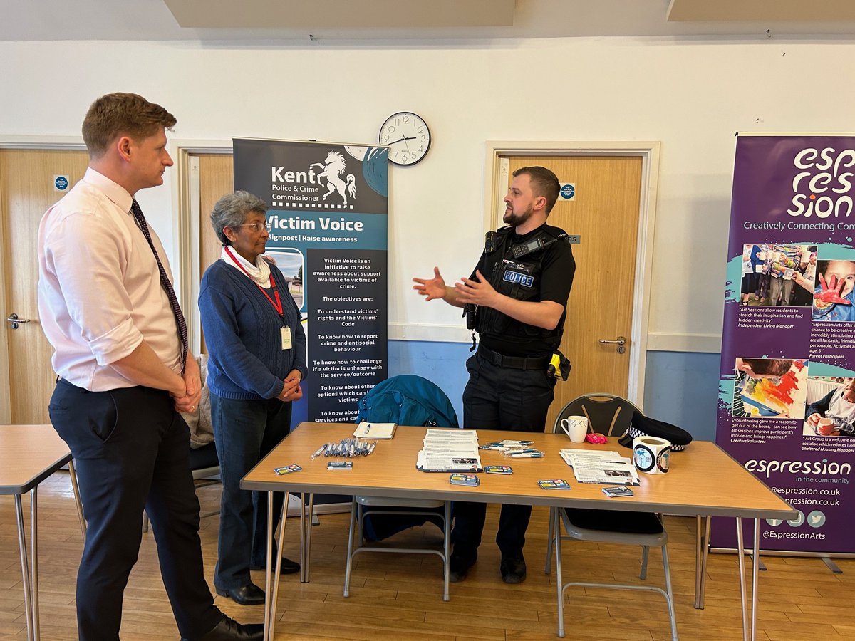 Thankyou to @canterburycc for the invite to the Community event for their housing tenants in Thanington yesterday. #espressionsarts #kcc_wardens #kentpoliceuk #mearsgroup #foodbank #mayascommunitysupportcentre. #partnershipworking