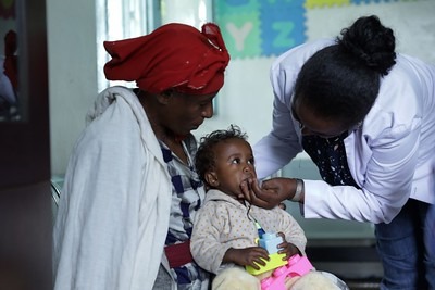 .@UNICEF DED, @TedChaiban, met @FMoHealth Minister, H.E. @MekdesDaba & @dereje_dugumaMD. They discussed ways to strengthen health systems in crises-affected areas and the importance of reaching zero-dose #children with vaccination catch-up campaigns. #ForEveryChild, Health!