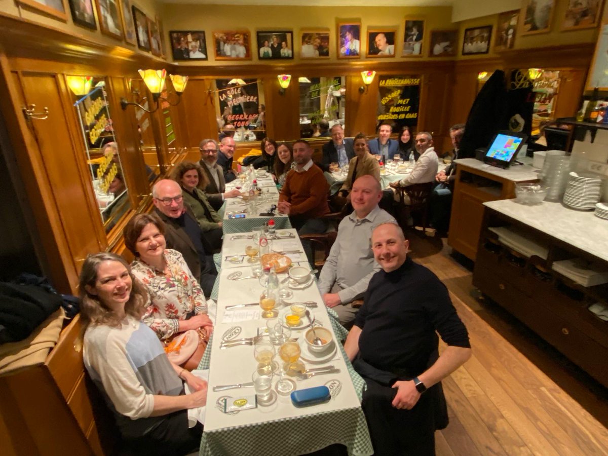 🥂 We had an incredible time at yesterday's networking drinks in Brussels connecting with members and industry partners. A huge thank you to everyone who joined! 🌟 The ETOA team and members of the advisory council stayed on for a delightful dinner at @ChezLeon1893.