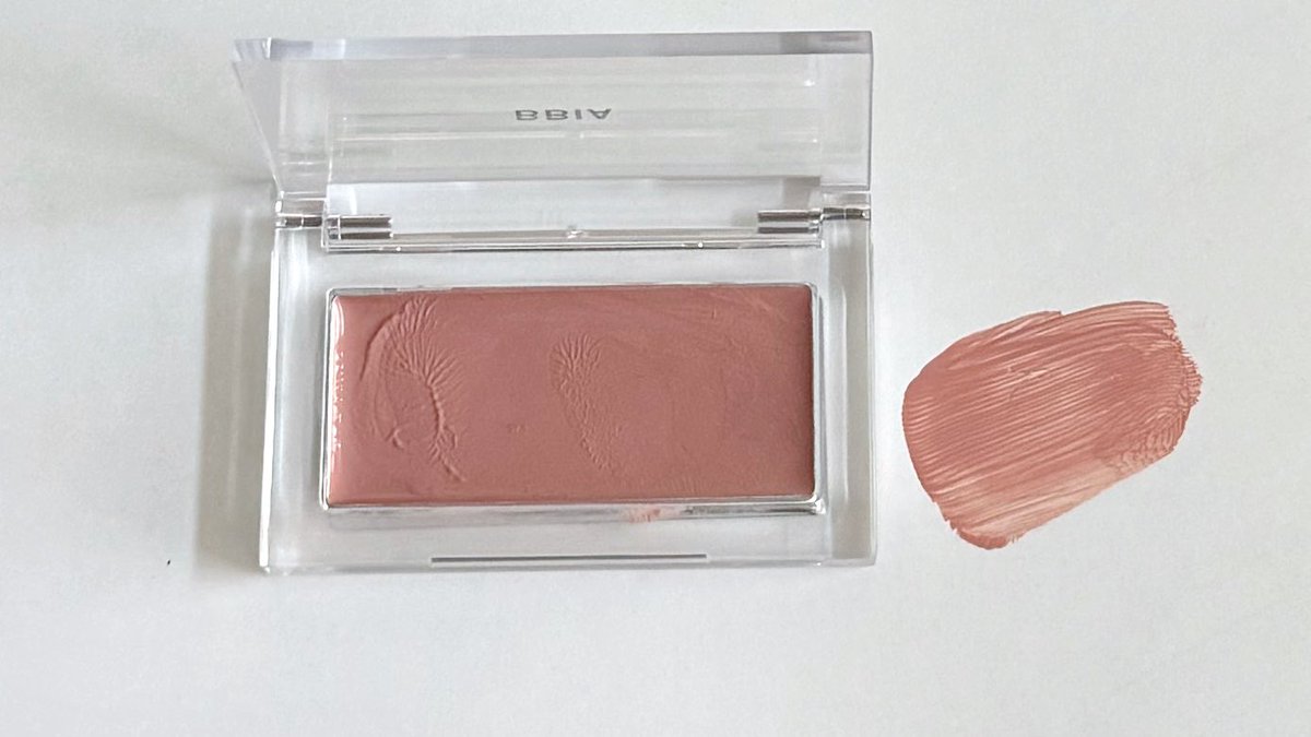 reviewchoey's tweet photo. ✨fav cream blush natural tone 🎀 

ครีมบลัชโทน vanilla คลีนๆ 4 ตัวที่ใช้บ่อย สวยสะอาด ���ช้ได้ทุกโอกาส 
(รีวิวต่อในเธรดนะคับ) https://t.co/d71f3SGKiT