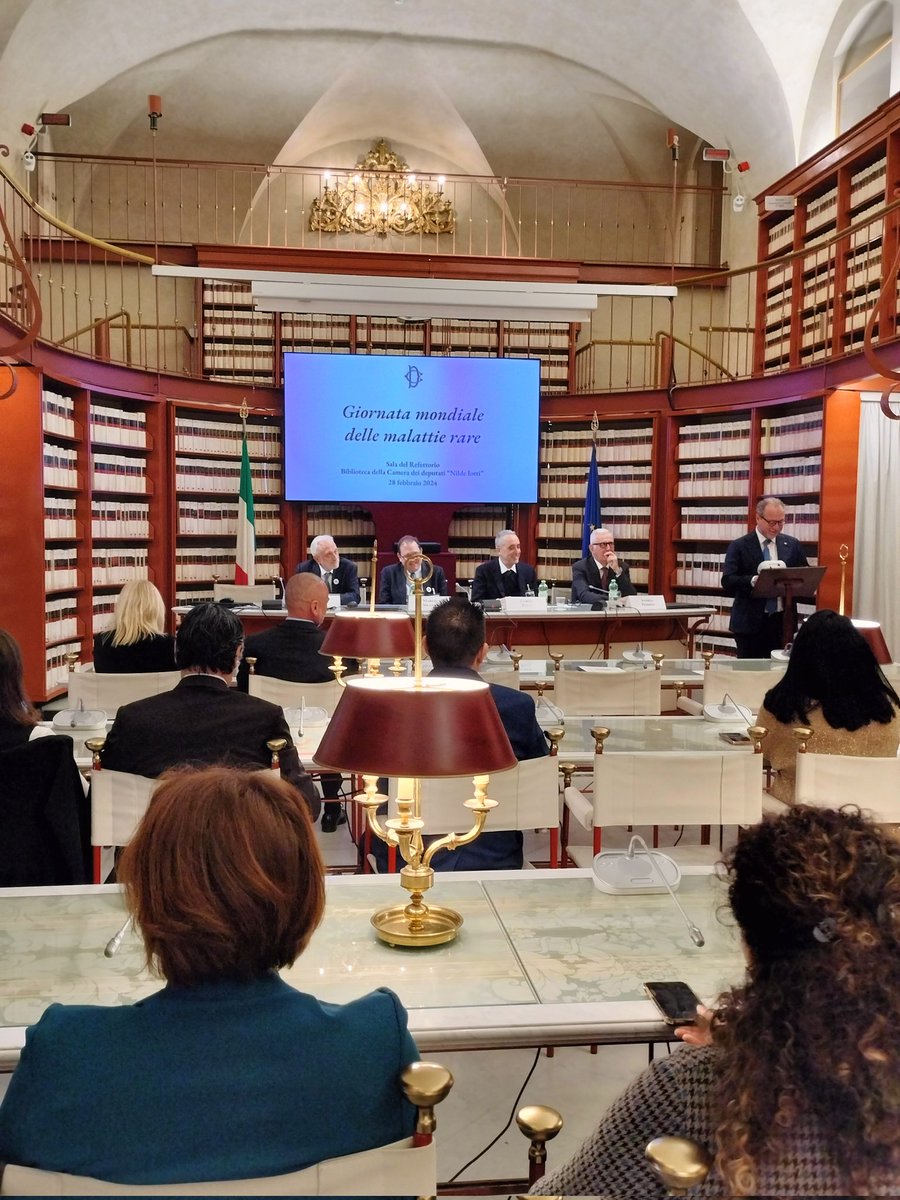 uniamomalattierare tweet media