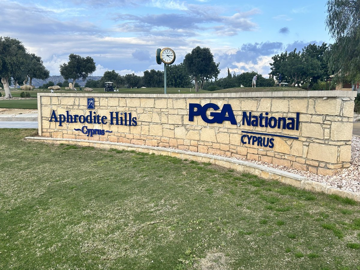 Good luck to @PGA_Ireland Professionals, David Higgins, Simon Thornton & Tim Rice who take part in @ThePGA Playoffs which starts on Thurs 29th Feb @AphroditeHills1 in Cyprus. The trio qualified by finishing top 3 from last years PGA in Ireland order of merit