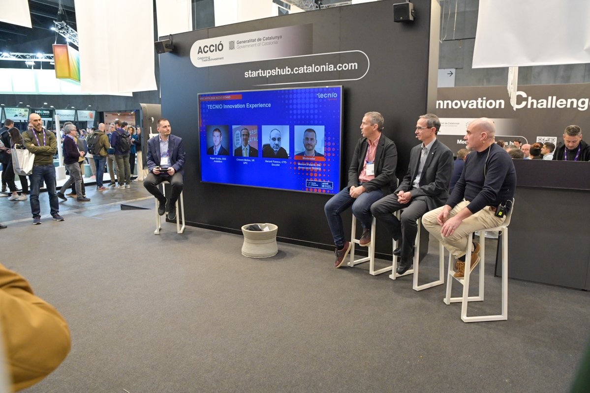 accio_cat's tweet photo. 📸 #4YFN24 | Ahir vam conèixer la tecnologia d'impressió 3D d'@aridditive en una taula rodona moderada per @manuelpalacin.

🗣️@RogerUceda i Climent Molins de @cim_upc, juntament amb Gerard Faneca d'Escofet 1886, ens van presentar l'aplicació sostenible d'aquest projecte @ATecnio. https://t.co/L8DWYyDz5c