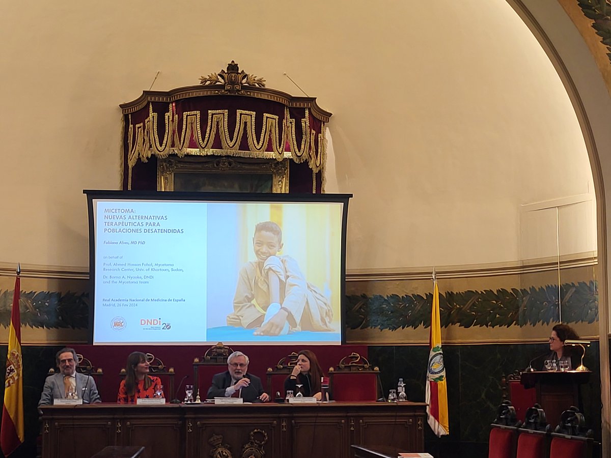 At Monday's session on neglected fungal diseases at @ranm_es in Madrid, our Leishmaniasis-Mycetoma Director Dr Fabiana Alves explained how new treatments for #mycetoma can help bring adequate care to previously neglected patients. @bornanyaoke @ProfAHFahal