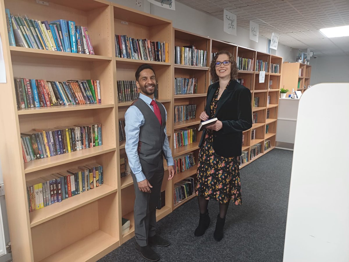 BBC Money Box (@moneybox) on Twitter photo Weāre back at school in Wakefield for todayās <a href="/Moneybox/">BBC Money Box</a> to talk about how to learn about money.
<a href="/FelicityHannah/">Felicity Hannah</a> is joined by the broadcaster, maths teacher and #universitychallenge star <a href="/Bobby_Seagull/">Bobby Seagull</a> whoāll help us to get our heads round all the numbers.
Don't miss it! Weāre back at school in Wakefield for todayās <a href="/Moneybox/">BBC Money Box</a> to talk about how to learn about money.
<a href="/FelicityHannah/">Felicity Hannah</a> is joined by the broadcaster, maths teacher and #universitychallenge star <a href="/Bobby_Seagull/">Bobby Seagull</a> whoāll help us to get our heads round all the numbers.
Don't miss it!