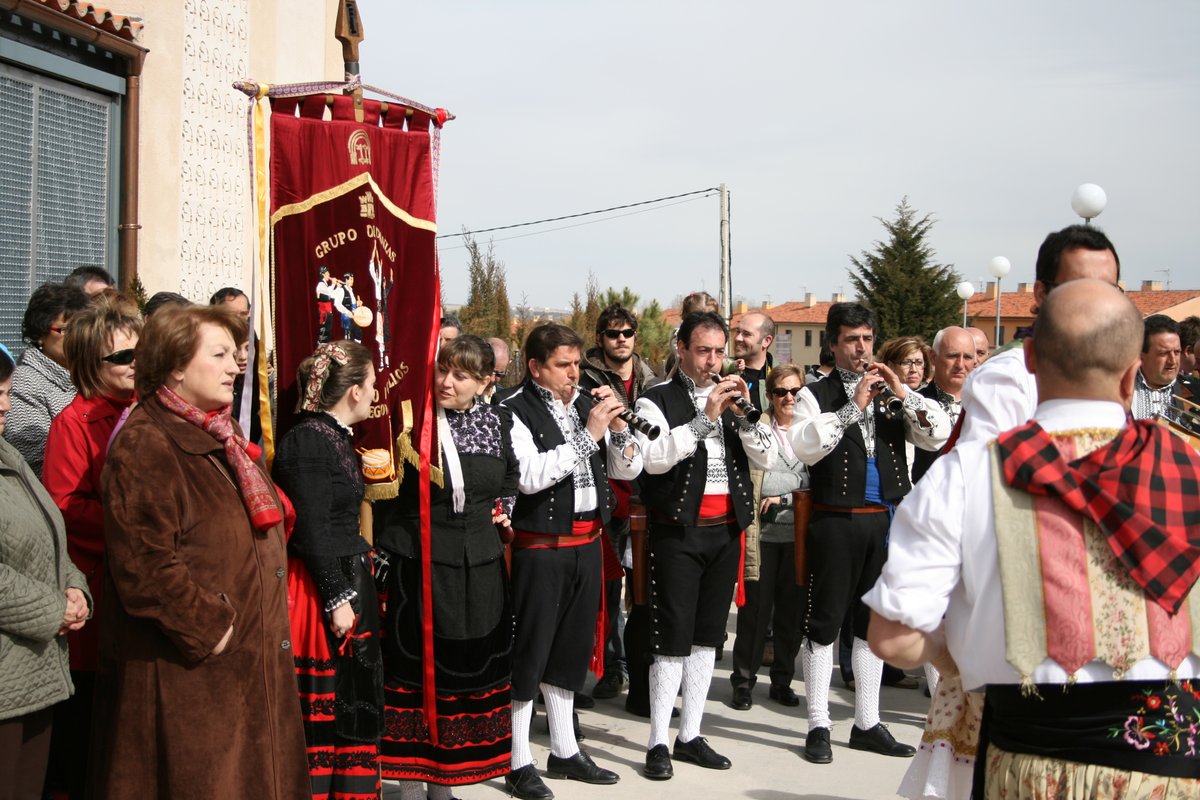 ¡Cumplimos 15 años! El 28 de febrero de 2009 abrimos nuestras puertas, fue un día de fiesta. Será una buena excusa para celebrar durante este año que seguimos en danza... ¡¡GRACIAS!! #Museos #Cultura #memoria
<a href="/culturacyl/">Cultura Castilla y León</a>
@museoscastyleon
<a href="/DipuSG/">Diputación de Segovia</a>
<a href="/CyLEsVida/">Turismo Castilla y León</a>