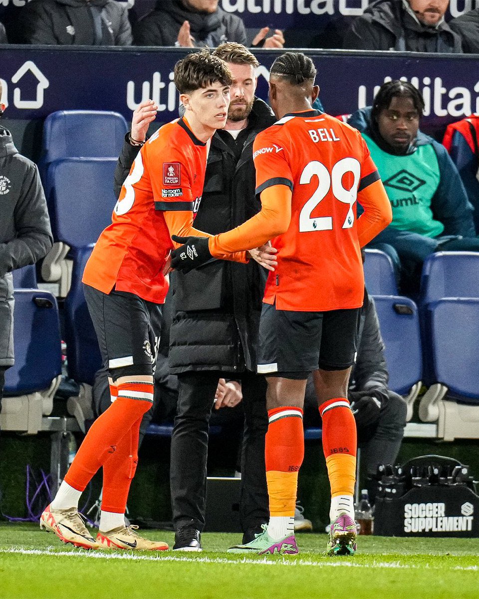 Luton Town FC tweet media