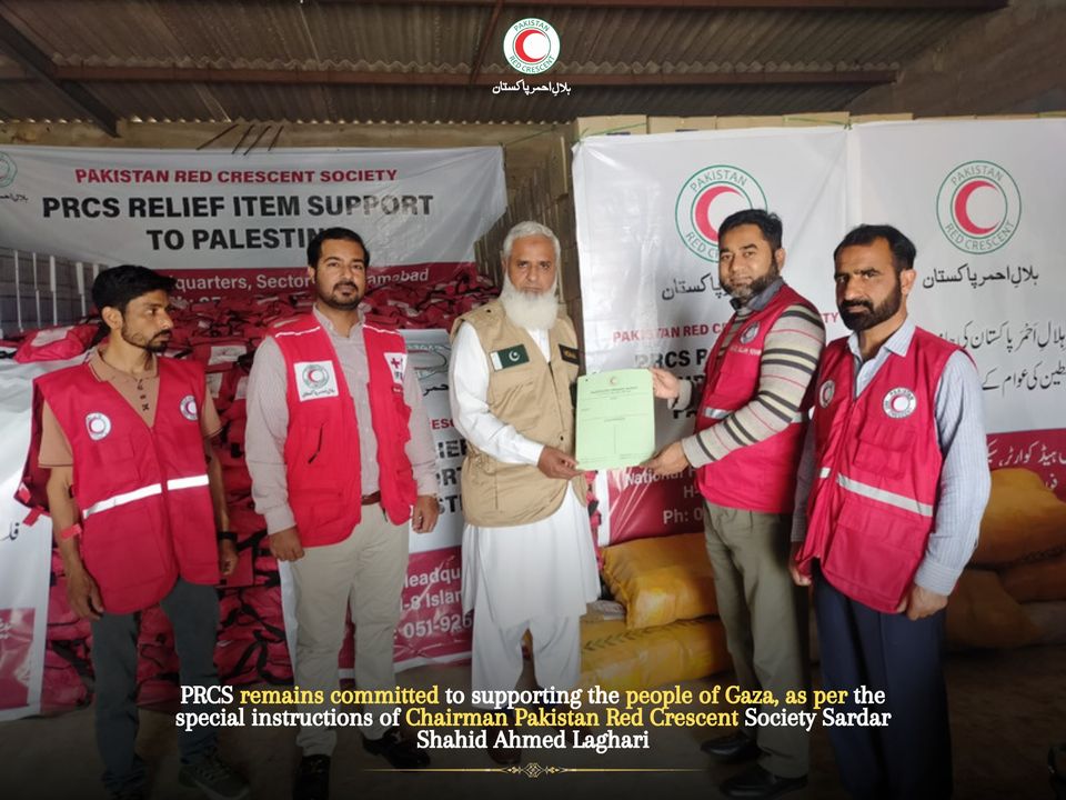 PRC_official's tweet image. PRCS remains committed to supporting the people of Gaza, as per the special instructions of Chairman PRCS Sardar Shahid Ahmed Laghari.

We have donated 3500 Hygiene Kits, 3500 Dignity Kits (Women), and 4500 First Aid kits for the affected communities. 

#PRCS #SupportForGaza