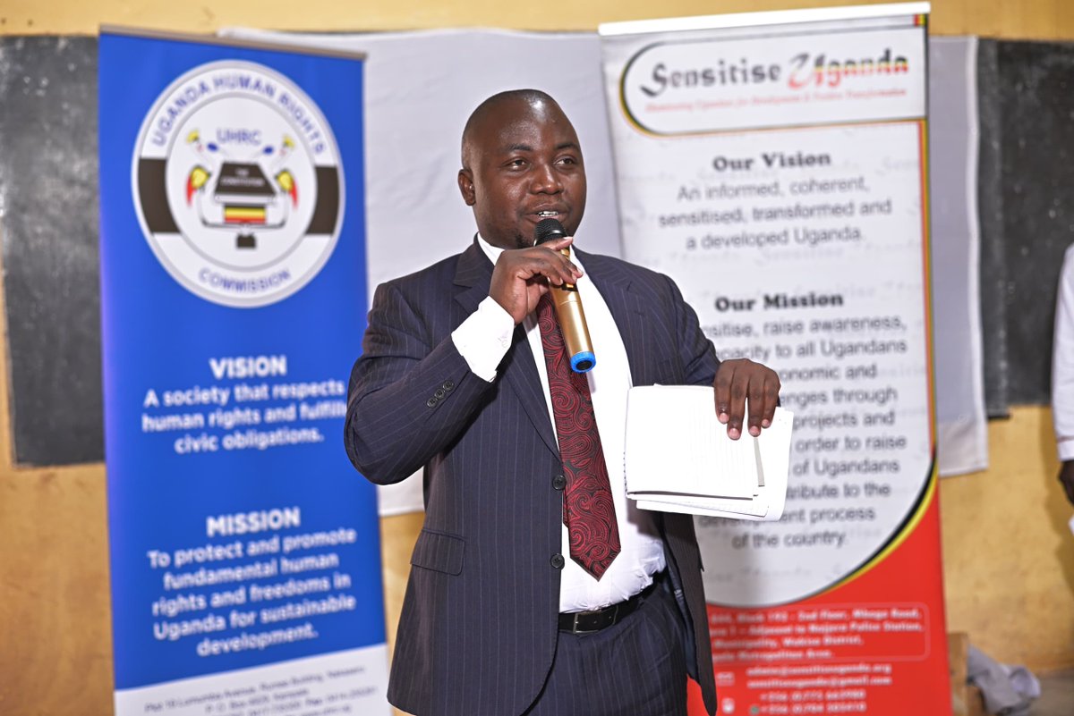 SensitiseUg's tweet photo. Like @norbertmao said, The citizens are the nursery beds for leaders because leaders are picked from citizens @SensitiseUg in collaboration with @UHRC_UGANDA with support from @voicetweetz 
are conducting civic education &amp; leadership trainings in secondary schools @ChrispinKakuba https://t.co/MPOuQxfDAP