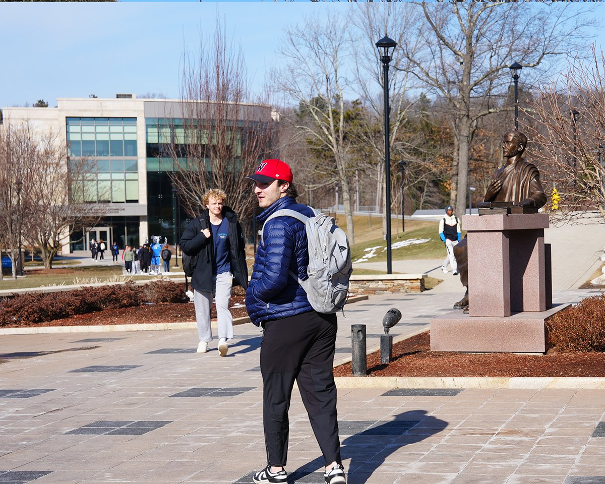 AssumptionUMA's tweet image. Another day on campus.. with a hint of school spirit 💙🐾

Can you spot Pierre in all of these photos?

#AssumptionUniversity #HoundNation