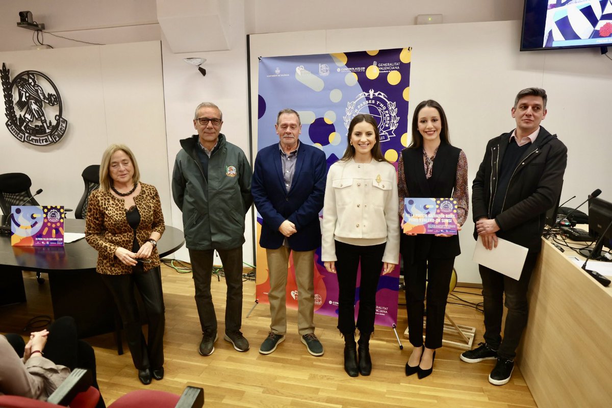 🚫⚠️ Les comissions falleres es bolquen un any més en la prevenció sobre el consum abusiu d'alcohol durant les Falles

📣 <a href="/ControlaClub/">Controla Club</a> ha presentat hui la vigèsima Campanya i edició dels premis “Controla en Falles”, dirigida a la prevenció de les drogodependències.

#Falles23