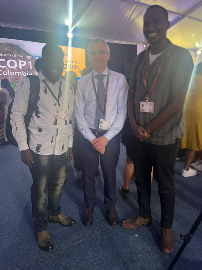 This third Day of #UNEA6 is consecrated to #MEA and after High Dialogue on how to foster collaboration between them in the fight of the Triple Planetary Crises. A great chance to meet my fellow from @GYBN_CBD and the Acting Secretary of @UNBiodiversity in the Exhibition