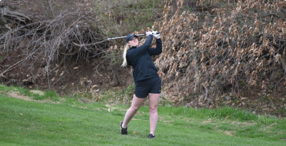 WU_Women's Golf tweet media