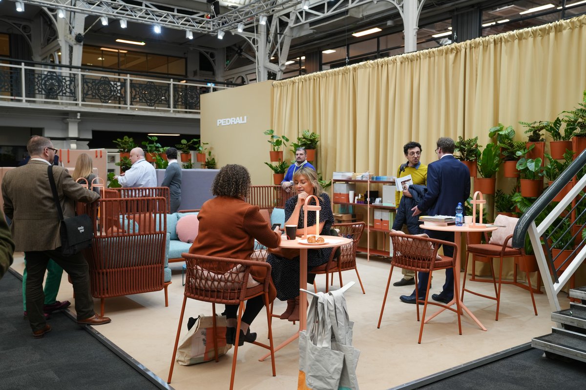 WorkspaceShowUK's tweet image. Day two is still going strong, with plenty of must-see stands and mini-events happening until 5:30 PM. Each exhibitor is bringing something unique to the table, from new concepts to competitions, drinks and workshops. See you at the BDC!

#WorkspaceDesignShowLondon