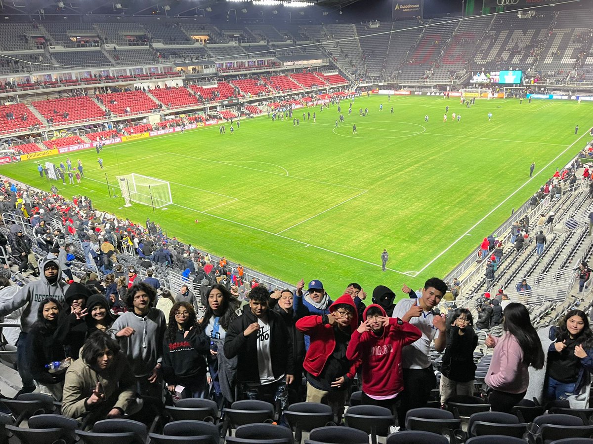 Thank you <a href="/dcunited/">D.C. United</a> <a href="/Tix4Kids/">Tickets for Kids</a> for helping my partner @IdentityYouthMD youth ⚽️⚽️ <a href="/VCNajera/">Vilma Nájera, Principal</a>