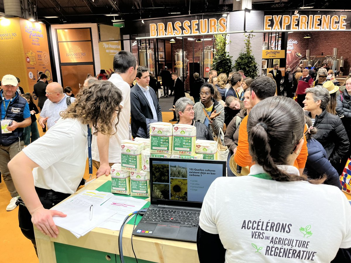AXEREAL (@_axereal) on Twitter photo ✨ Grand succès pour l’animation pédagogique #Axéréal sur le stand <a href="/intercereales/">Intercereales</a> au <a href="/Salondelagri/">Salon International de l'Agriculture</a>
Nos étudiants sensibilisent le public à l’agriculture régénérative et décarbonnée 🌱
Avec le soutien de Cœur de Blé bas-carbone - Farine d’Axiane Meunerie 🥖 ✨ Grand succès pour l’animation pédagogique #Axéréal sur le stand <a href="/intercereales/">Intercereales</a> au <a href="/Salondelagri/">Salon International de l'Agriculture</a>
Nos étudiants sensibilisent le public à l’agriculture régénérative et décarbonnée 🌱
Avec le soutien de Cœur de Blé bas-carbone - Farine d’Axiane Meunerie 🥖