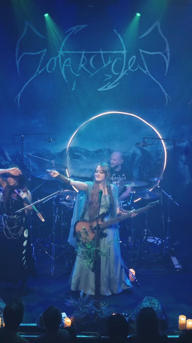 OUT NOW! Ode to the Forest LIVE
#femalefrontedmetal #folkmetal #symphonicmetal #metal
 youtu.be/ira6RxttlzQ