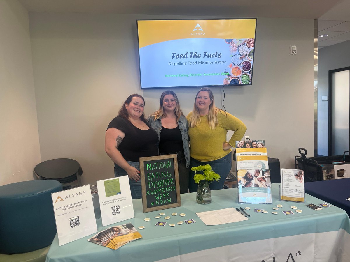 alsanallc's tweet image. In honor of #NEDAwarenessweek, Alsana clinicians partnered with @CSUMB Student Wellness and presented on campus. The Otter Kitchen served up some delicious snacks and sweets and we were able to answer questions and share information with students and staff!
