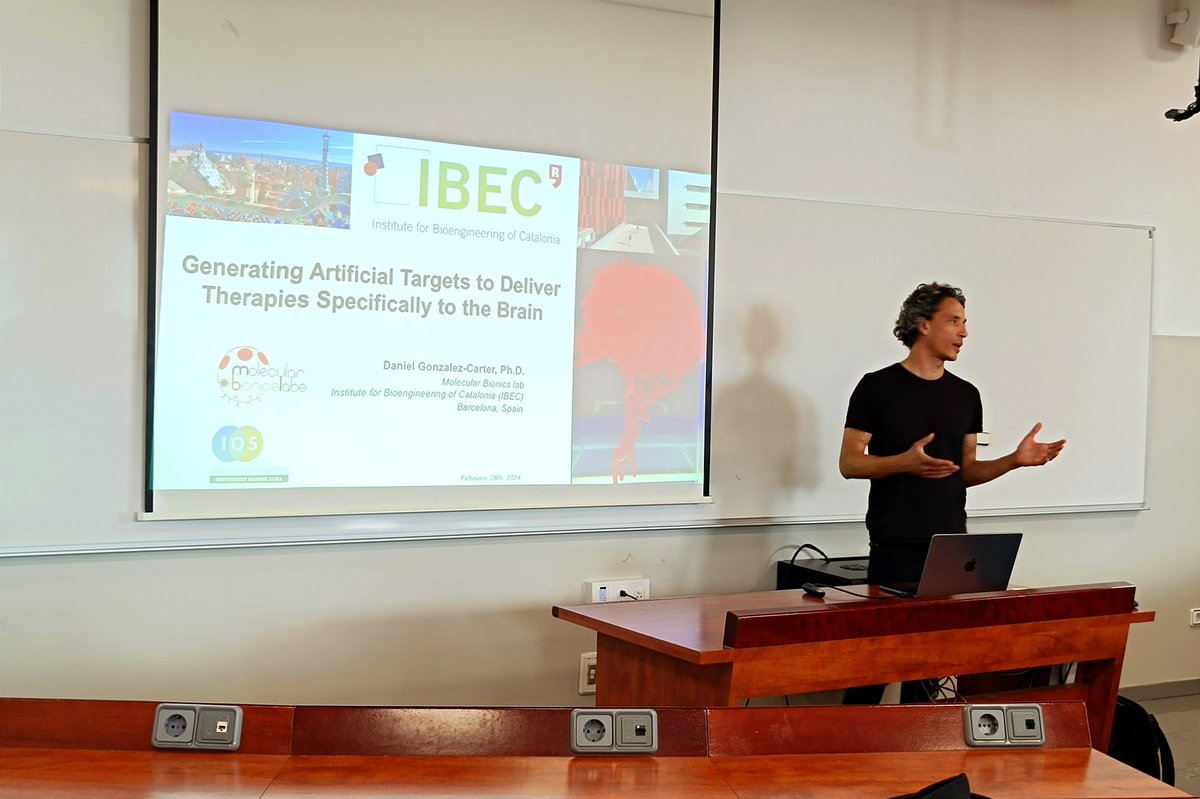 ChemSynBioGroup's tweet image. We have assisted to an amazing lecture from Dr. Daniel González-Carter about the generation of artificial targets to deliver therapies specifically to the brain! 🧪🧠 We learnt a lot, thanks Daniel! @MolBionics @IBECBarcelona