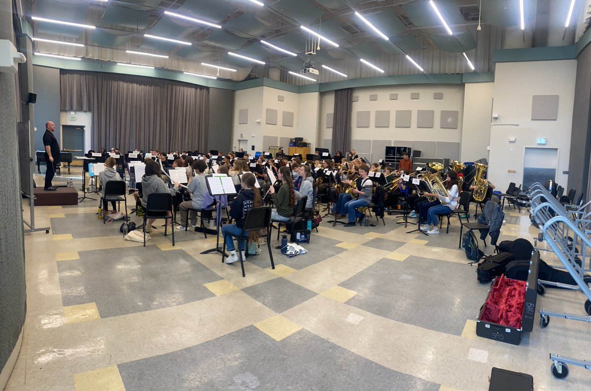 Euclid MS’s Ella W, Julian P, & Tyler G were selected for the prestigious CU Middle Honor Band! They participated in rehearsals and a performance in CU’s Macky Auditorium on Feb 23-24 👏🎶 Read more: tinyurl.com/EMSmusicians24 #LPSYouBelongHere #LPSEsteEsTuSitio #LPSDEIAandB