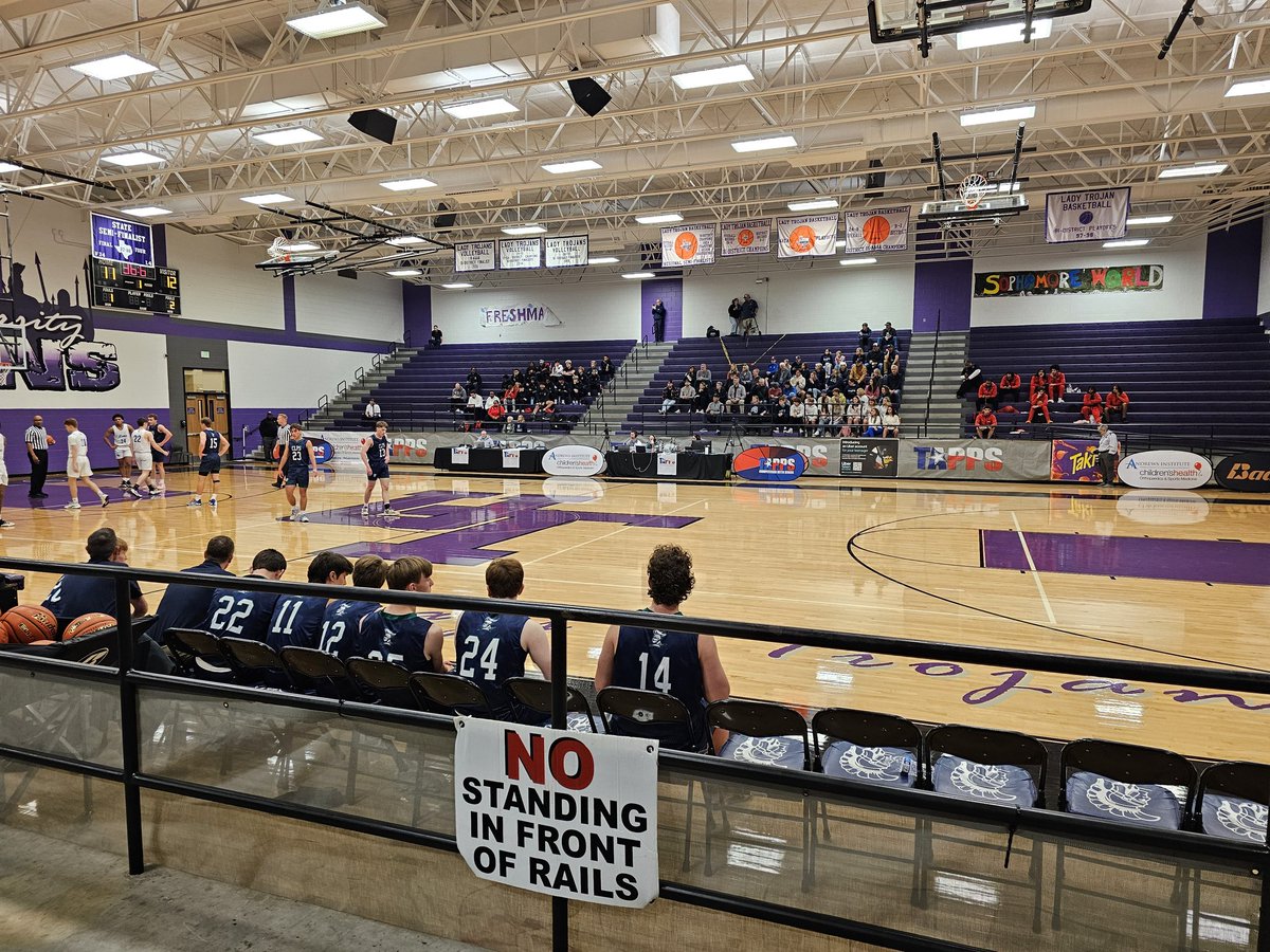 coach_drop's tweet photo. At the @TAPPSbiz state basketball tournament today. First time attending. Great atmosphere!!! https://t.co/bpJkux2TiW