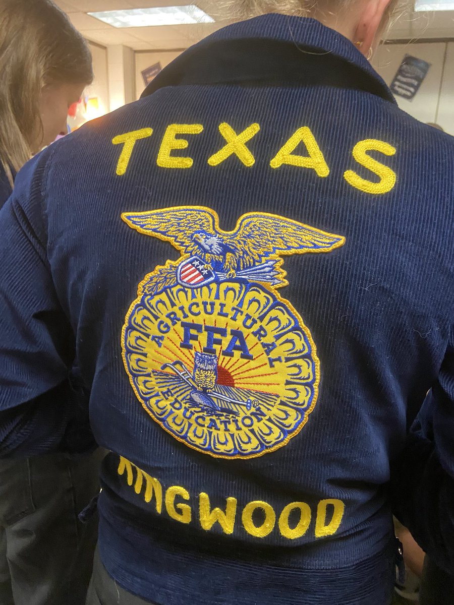 AHalling_CTE's tweet image. Thank you @KingwoodFFA for teaching @HumbleISD_RMS @HumbleISD_CTE students all about the world of Agriculture! The future is here &amp;amp; now! @HumbleISD_KHS 

@roser_matthew @MrsDawnPeter 
@HumbleISD #rmsclassof2030
#REPHARD  #HumbleCTE @ElizabethFagen