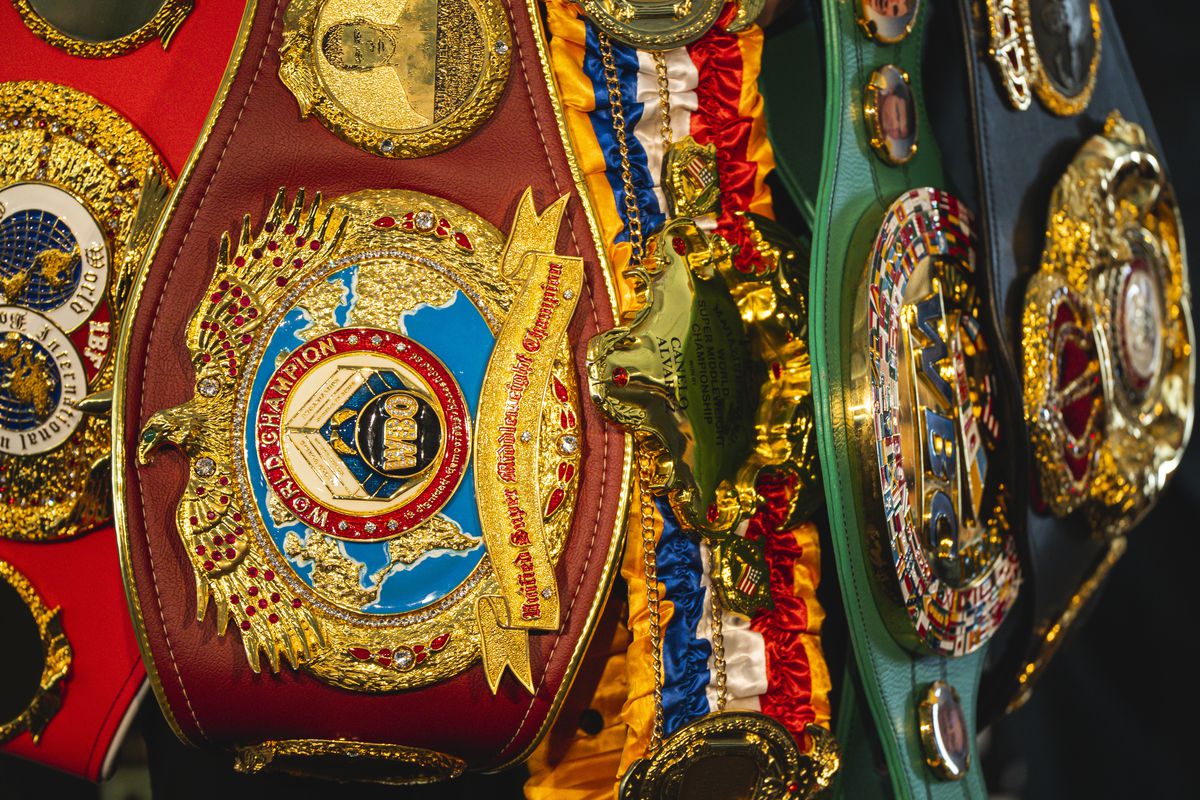 Visit NoSmokeBoxing.com 🥊 tweet media