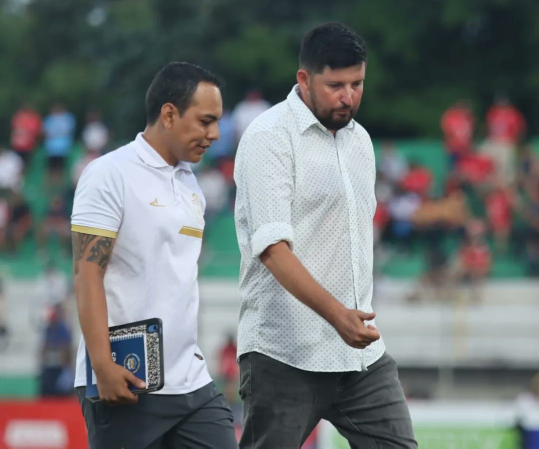 DTOmarDomingue1's tweet image. Vamos @ClubRealSC!

+3 ! 

⚽️🔝🦁

#RealSantaCruz 
#OrgulloCamba
@seguidores