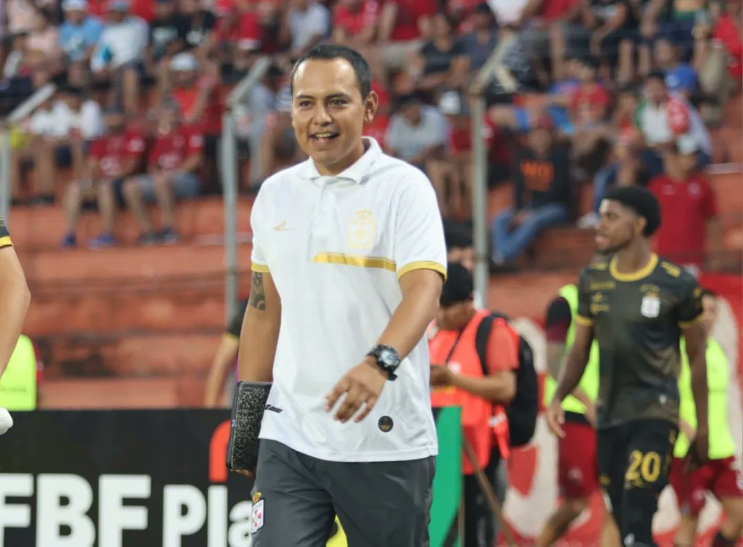 DTOmarDomingue1's tweet image. Vamos @ClubRealSC!

+3 ! 

⚽️🔝🦁

#RealSantaCruz 
#OrgulloCamba
@seguidores