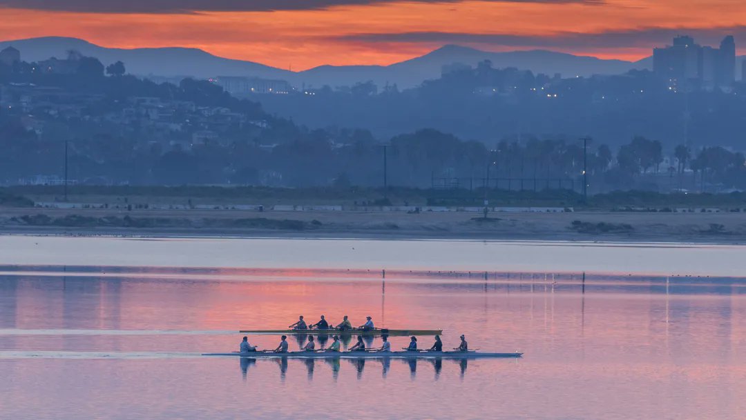 #Sunrise on #MissionBay in #SanDiego 
#photooftheday #WednesdayMotivation #CanonUSA #scull #SanDiegoWX #Wednesdayvibe #photographylovers #PhotographyIsArt #FotoDelDía #FOTOS #photo #photography