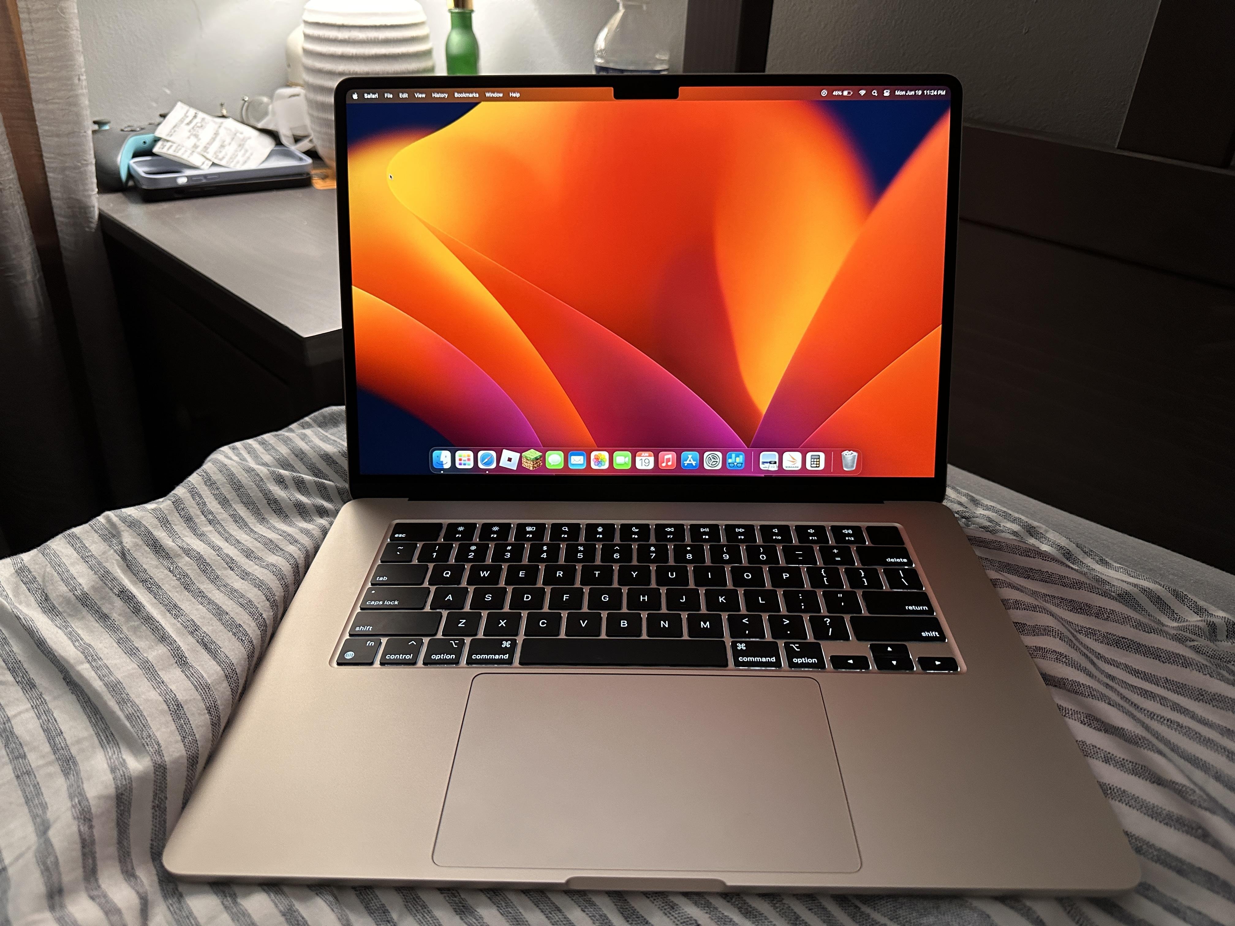 MacBook Air M2