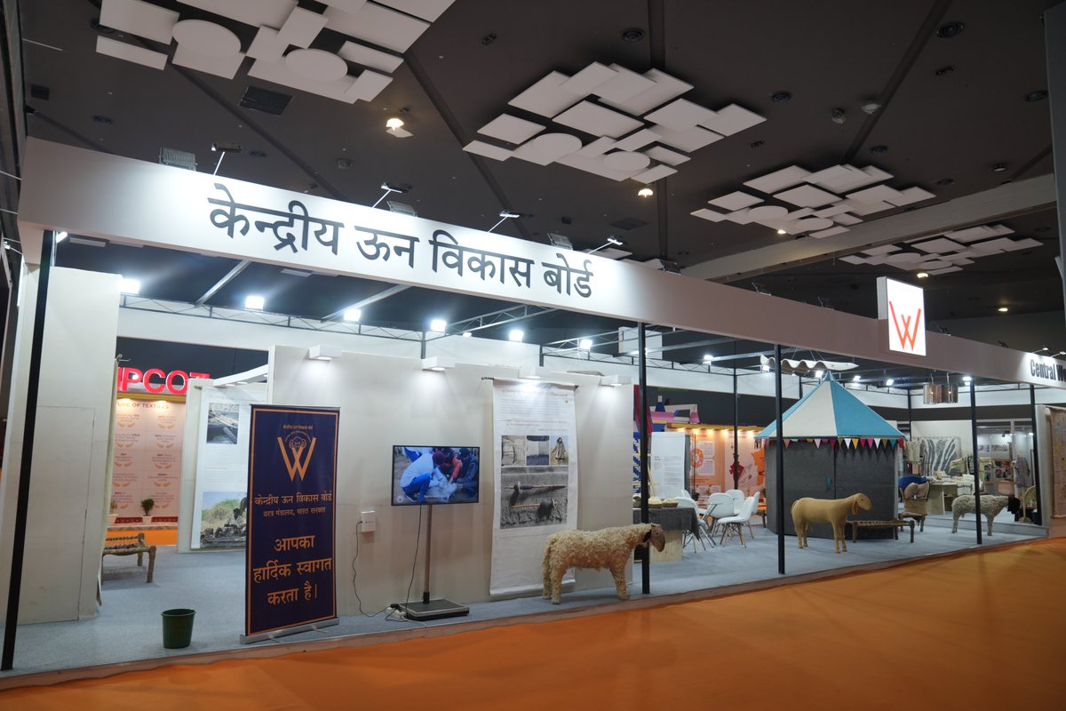 CWDBJodhpur's tweet photo. 🧣Experience #CWDB at #BharatTex2024
📍 Bharat Mandapam & Yashobhoomi
🗓️ Feb 26 - 29, 2024
Below are the glimpses of the CWDB Stall, No. 151-153 and 159-161 , Theme Pavilion 90, at 1st floor Hall 14, Bharat Mandapam.
@TexMinIndia https://t.co/0GDnoWzGRE
