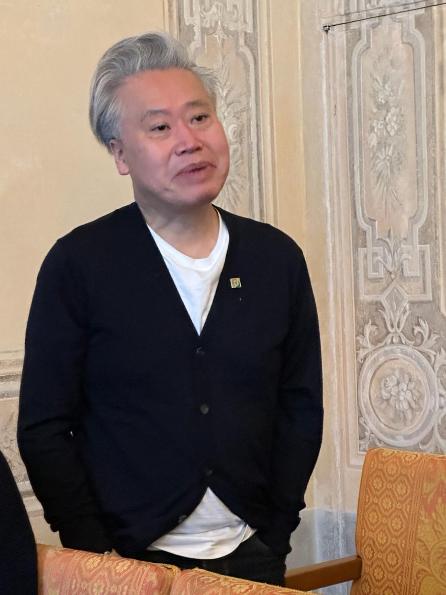 Wrapping up ASINA with valuable insights from the INTERNATIONAL ADVISORY  BOARD. 🌟 ASINA enriches safe &amp; sustainable #nanotechnology with its wealth of knowledge &amp; results. 📚 Let's heed their advice &amp; continue collaborating for a safer, more sustainable future! 💡 #ASINA