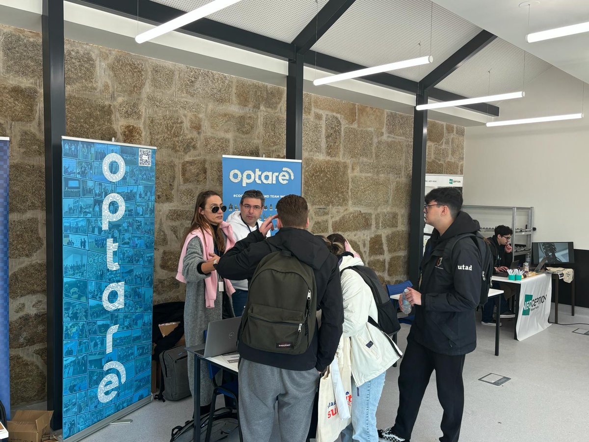 optaresolutions's tweet photo. 🇵🇹¡Estamos atendiendo vuestras consultas en el #UTADSummit!
Además…
🔹Hoy, 16:00h: Workshop “Casos reais de estagiários na Optare".
🔹Mañana, 10:00h: Charla “Como a Colaboração em Projetos de ID&I Entre Empresas e Universidades Molda o Futuro".
🙌🏼 ¡Nos vemos!
@UTAD_oficial https://t.co/Un4GCqkBb0