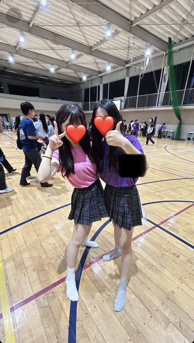 lpmamp's tweet photo. 蒸れた足でペタペタ歩き回ってもらったあとの足裏吸いたい https://t.co/atPCmMb1zz