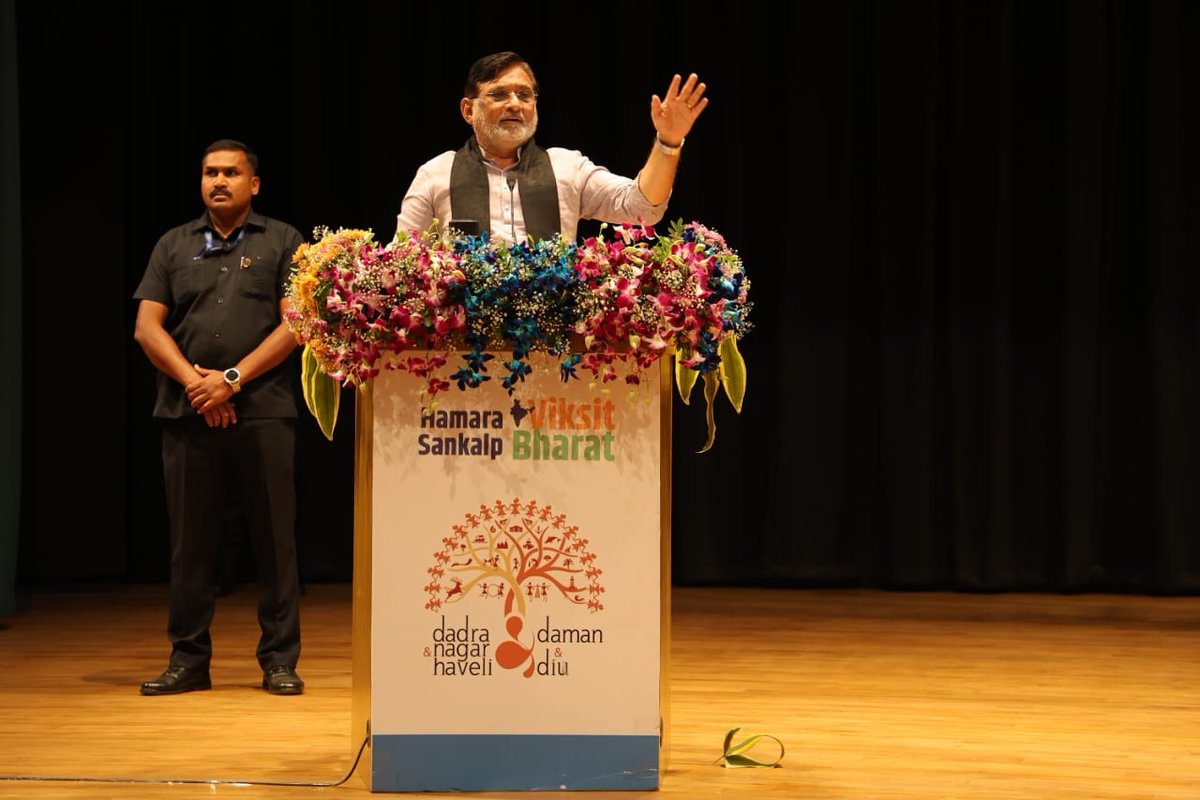 NHMDNHDD's tweet image. Gratitude to PM Shri Narendra Modi @PMOIndia  @narendramodi for Anganwadi Worker and ASHA Sammelan.
Empowering ASHA Workers: Recognizing Dedication, Inspiring Change.
 #ASHAWorker #PMnarishakti  #EmpoweringWomenWorkforce