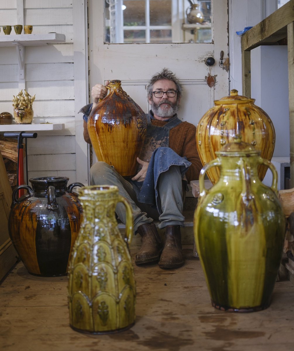 A portrait of potter and big pots by our great friend and photographer @LordBlackadder