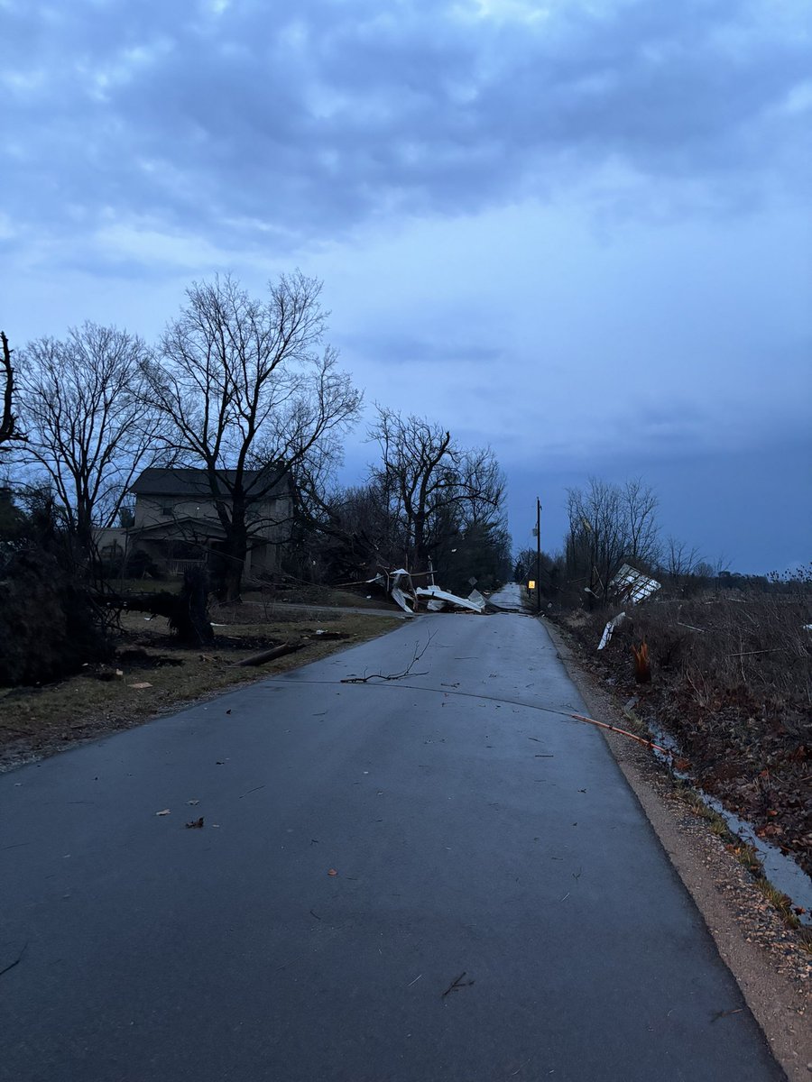 chasingstorms01's tweet image. More damage #ohwx