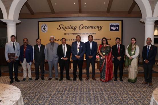 PIB_Coal's tweet image. #CIL and #BHEL sign a JVA for Setting Up Ammonium Nitrate Plant through Surface Coal Gasification Technology
 A Big Step Towards National Coal Gasification Mission, the Plant is expected to Produce 2000 tons of Ammonium Nitrate per day

▶️pib.gov.in/PressReleasePa…

@CoalMinistry