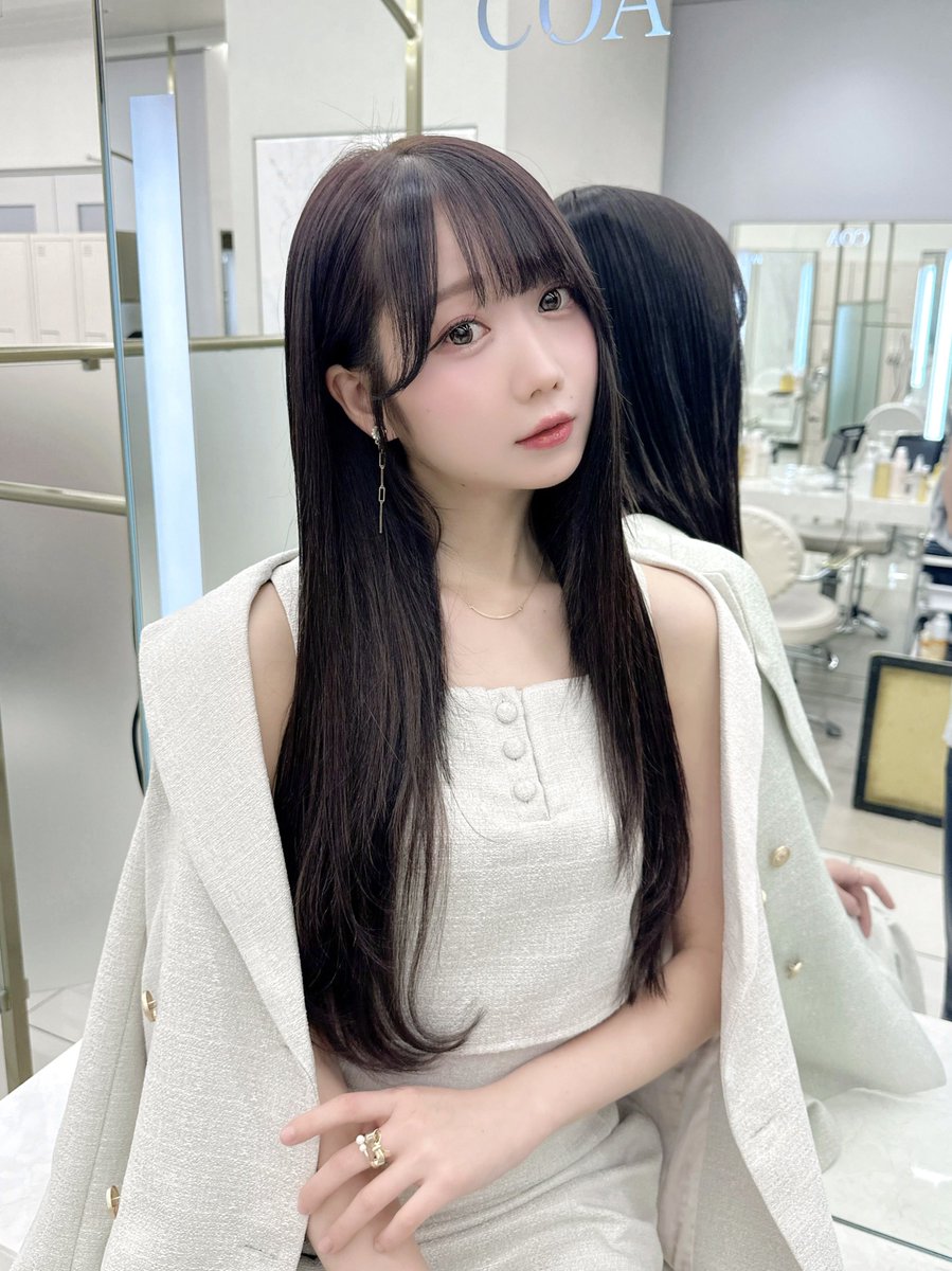 otani_emiri's tweet photo. どう〜🐰♡ https://t.co/AnV7Q5lB2f