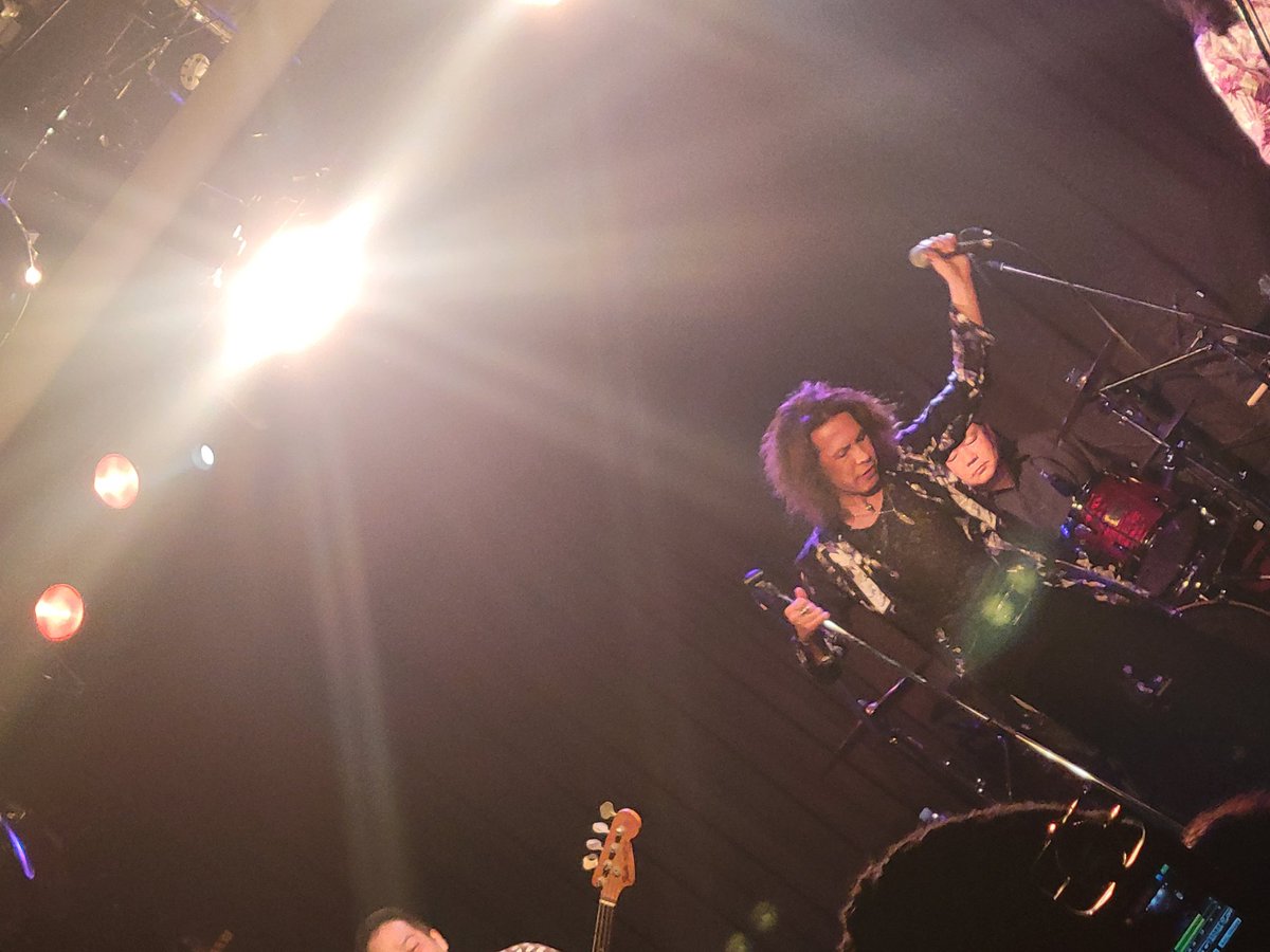 WildSideTokyo's tweet photo. 横浜発HR/Rock'nRollキング
THE SHOTGUN GROOVE
@shotgungroove

音がデカくてゴージャスで妖艶でクール！
悪魔の音楽ロックンロールはセクシーなものでもあった事を思い出させてくれるこの風格！
3/10は敬愛する"博多・ザ・ブリスコ"Vo.ジャガーイケミ氏(@jaguarikemi)の生誕イベントにも出演決定！ https://t.co/UZwhRoHbX5