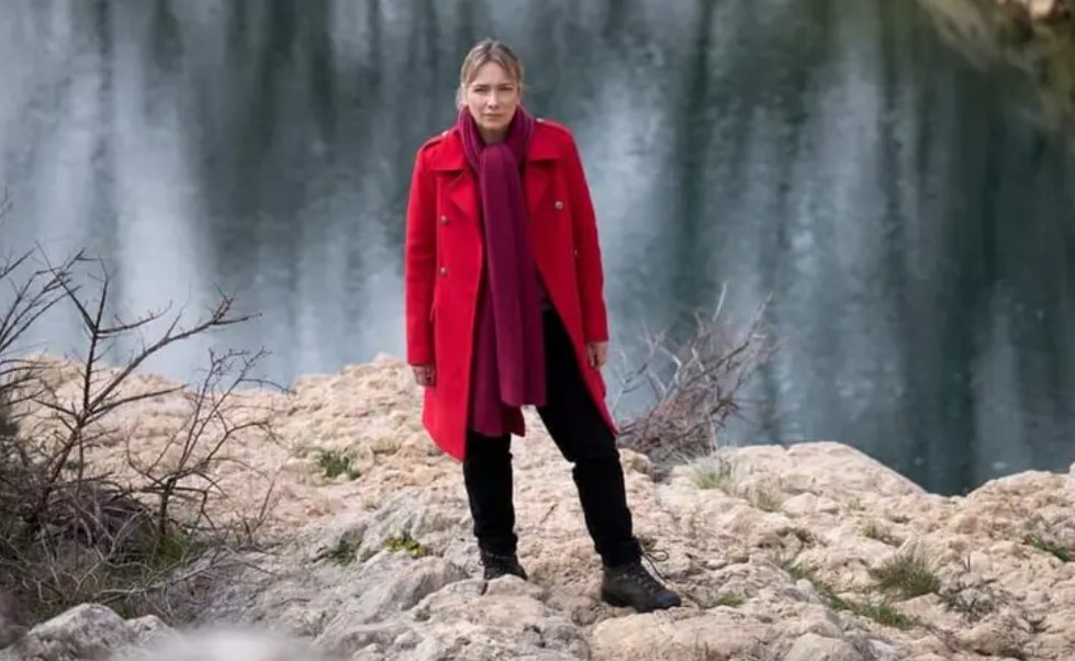 Mediasinfos's tweet photo. Plus de 3.6 Millions de téléspectateurs pour le final de la saison 1 de la série #LesPennacs à un trés bon niveau hier soir en prime sur #France3 qui était 2éme des audiences avec #ChristianRauth et #JulieAnneRoth. Notre article est ici: https://t.co/IeiiHdqPL3 https://t.co/6DL1CacgK0