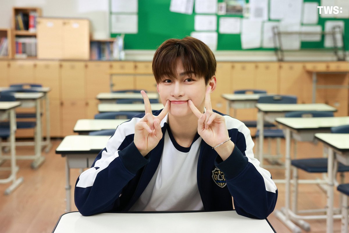 jihoonxpics's tweet image. jihoon bff mv photo sketch

#JIHOON #한지훈 #TWS #투어스